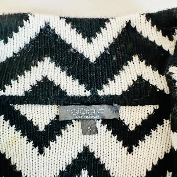 GIOGIO ITALIAN KNIT ZIGZAG PATTERN BUTTON DOWN LONG CARDIGAN BLACK AND WHITE S - Picture 4 of 4